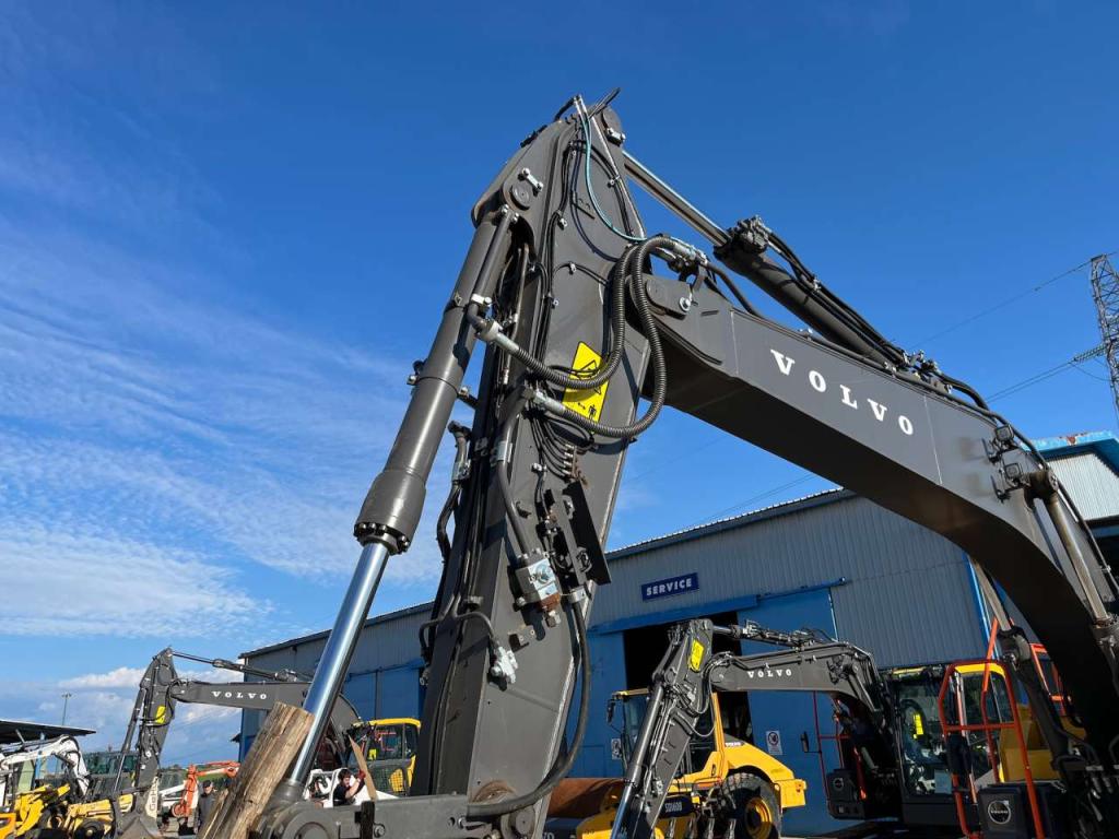 Volvo EC230FNL-5 Foto 5