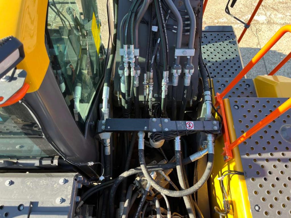 Volvo EC230FNL-5 Foto 9