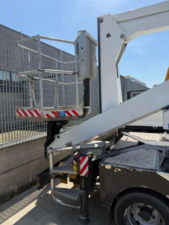 Palfinger P200 AXE Foto 3