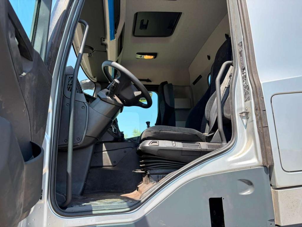 Mercedes-Benz Arocs 4848 8x8 tipper Foto 26