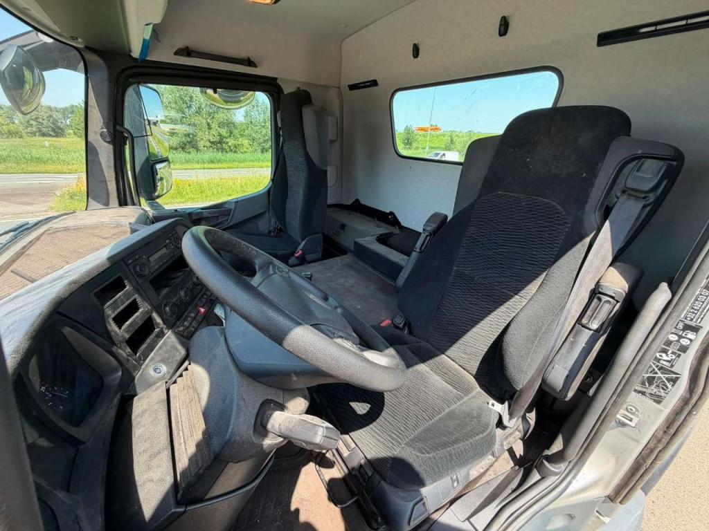 Mercedes-Benz Arocs 4848 8x8 tipper Foto 27
