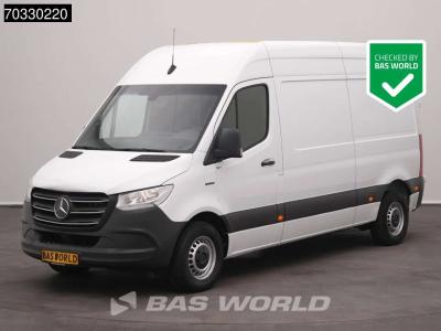 Mercedes-Benz eSprinter 312 L2H2 100% Elektrisch 55kWh 145km WLTP Airco Camera A/C in vendita da BAS World B.V.