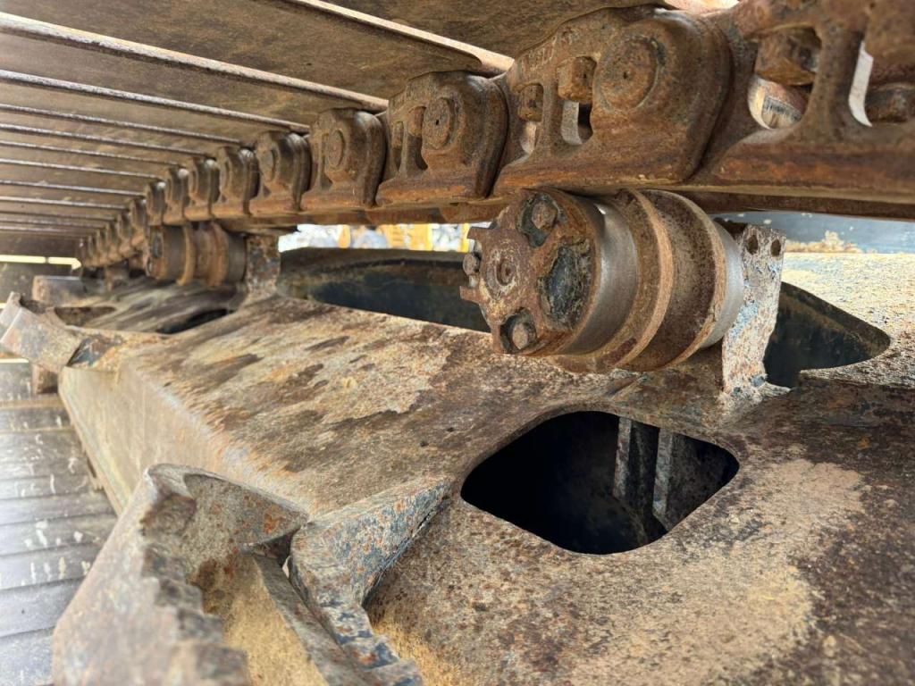 Komatsu PC240LC-10 Foto 17