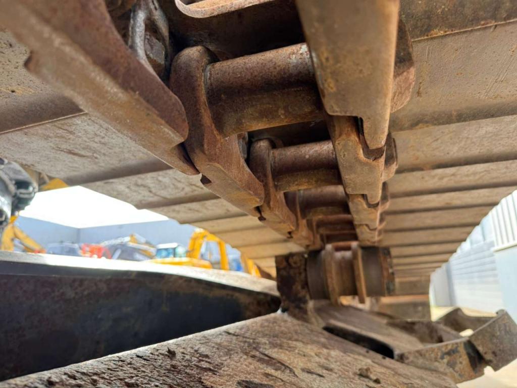 Komatsu PC240LC-10 Foto 18