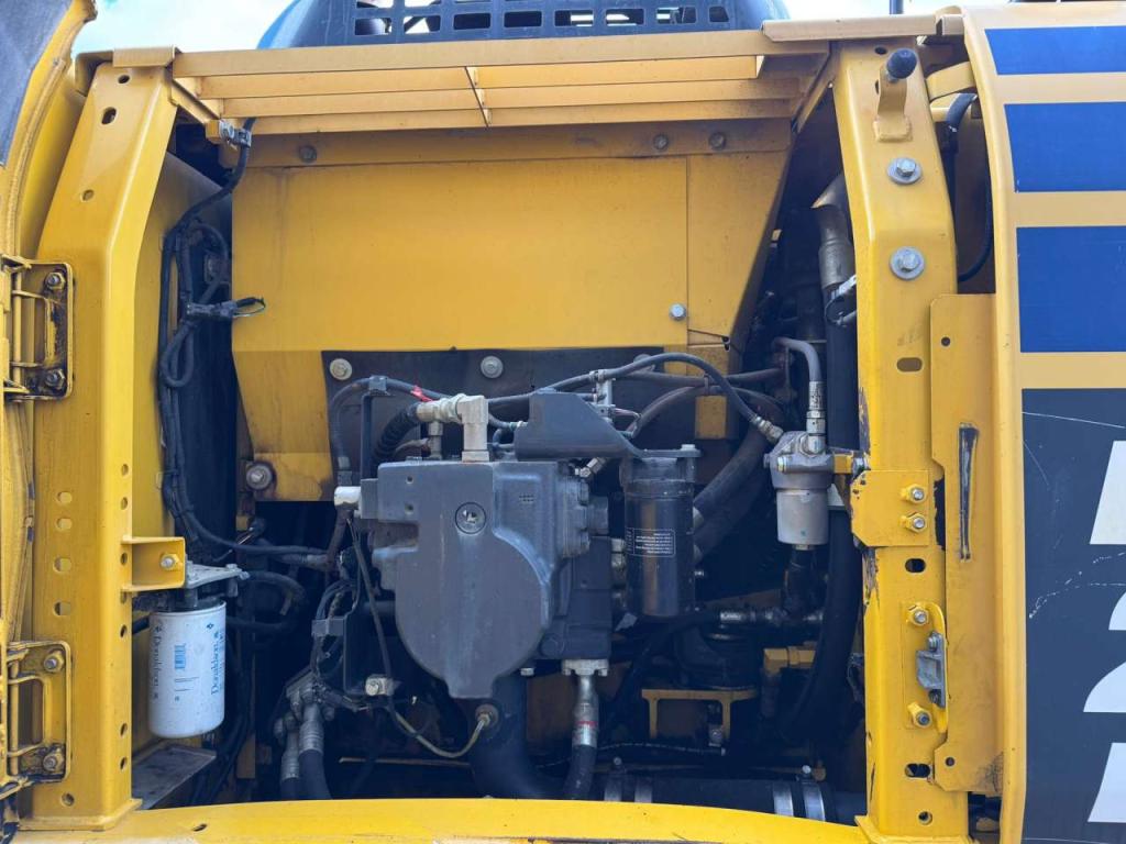 Komatsu PC240LC-10 Foto 27