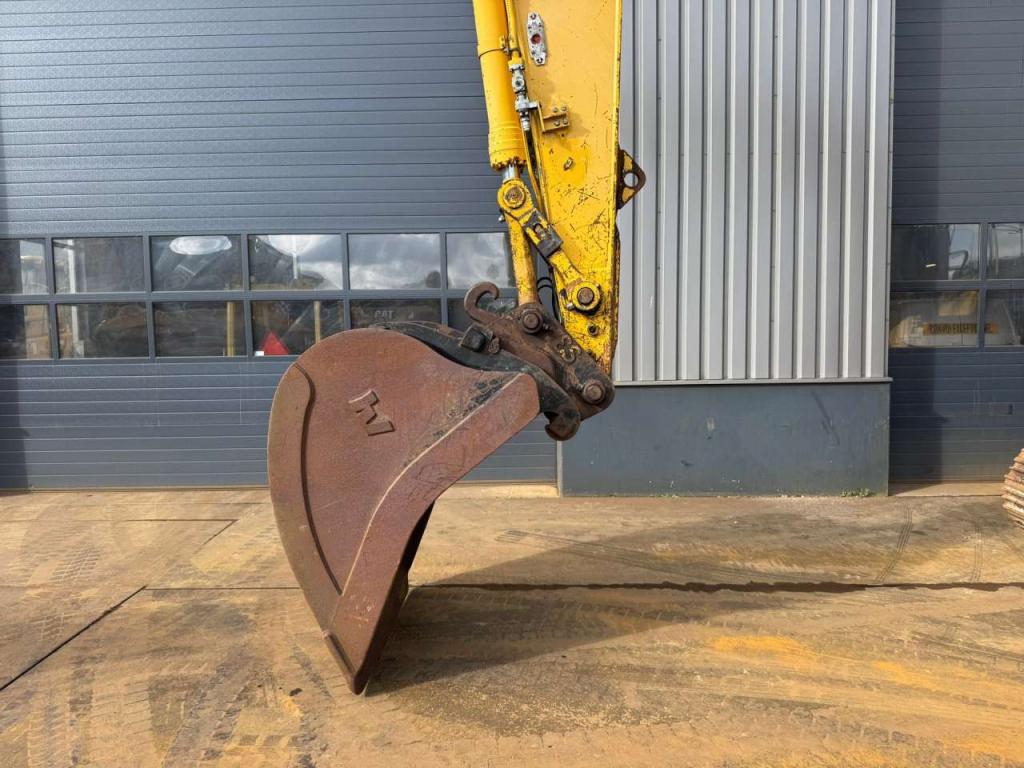 Komatsu PC240LC-10 Foto 6