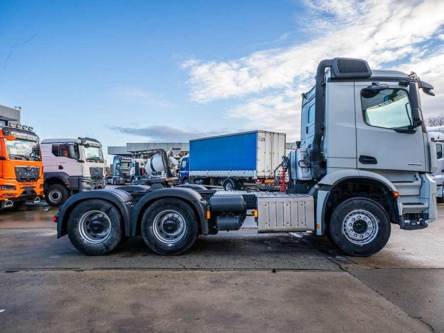Mercedes-Benz AROCS 2643 LS Foto 3
