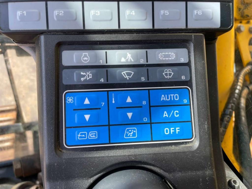 Komatsu PC490LC-10 Foto 22