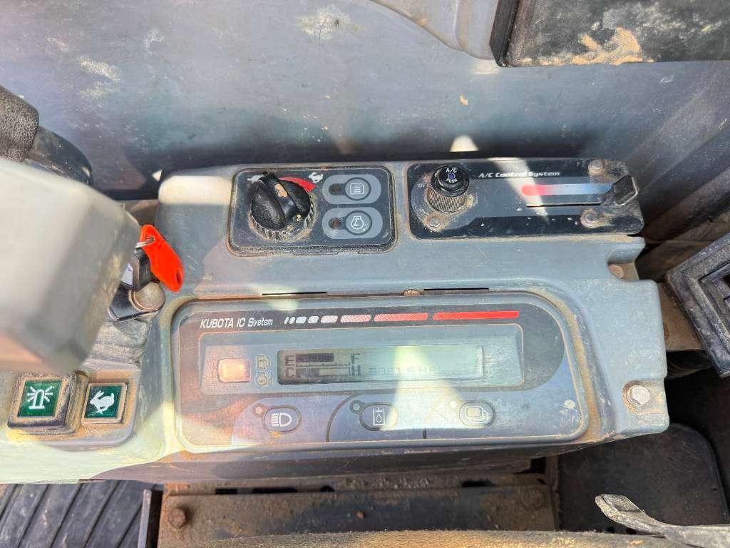 Kubota KX080-3 - Quick Coupler / Hammer Lines Foto 27
