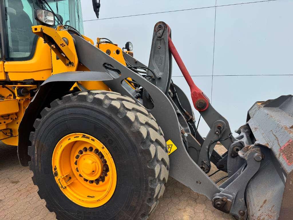 Volvo L90H - 3rd Function / Quick Coupler Foto 23