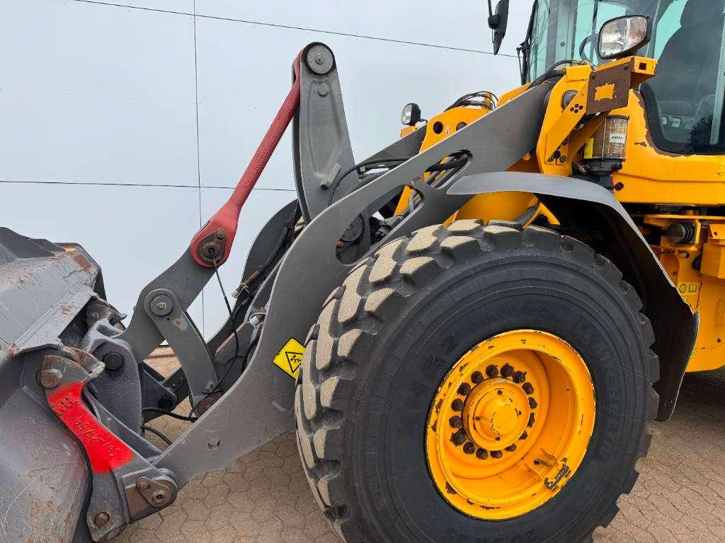 Volvo L90H - 3rd Function / Quick Coupler Foto 24