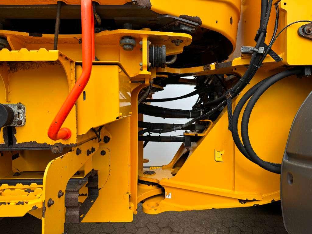 Volvo L90H - 3rd Function / Quick Coupler Foto 26