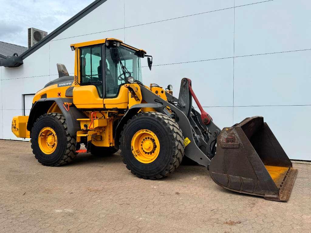 Volvo L90H - 3rd Function / Quick Coupler Foto 7