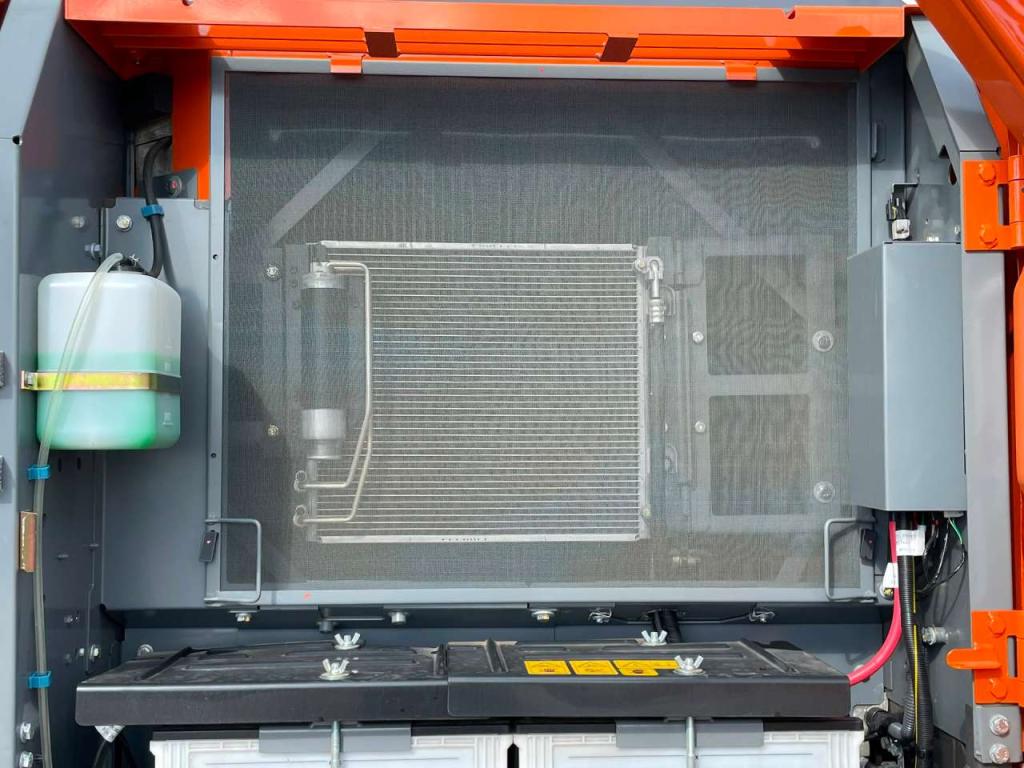 Hitachi ZX220LC-5G Foto 30