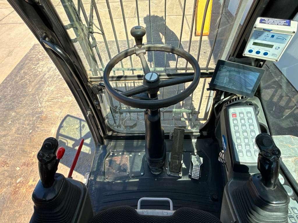 Liebherr LH22 Litronic - Automatic Greasing / Tilting Cab Foto 10