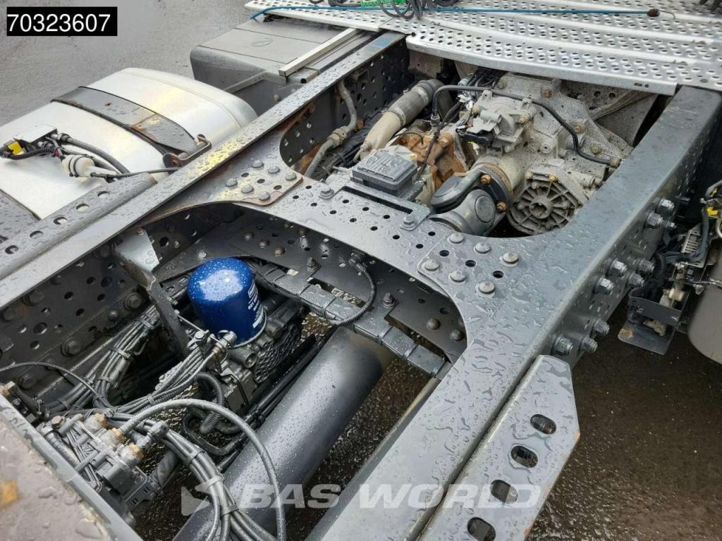 Mercedes-Benz Actros 1948 Actros 4X2 ClassicSpace Retarder Navi Foto 16