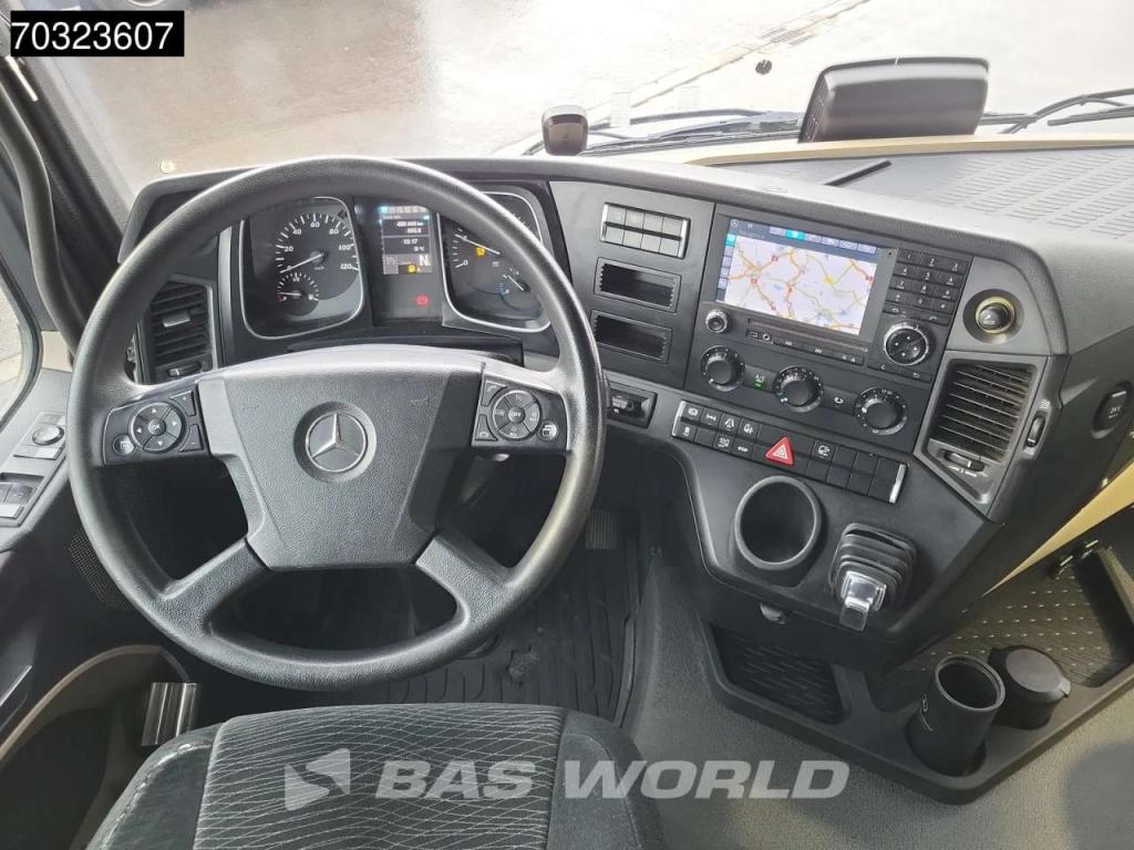 Mercedes-Benz Actros 1948 Actros 4X2 ClassicSpace Retarder Navi Foto 23