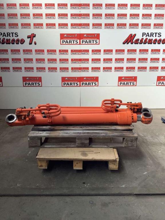 Pistone sollevamento per Hitachi ZX160LC Foto 2