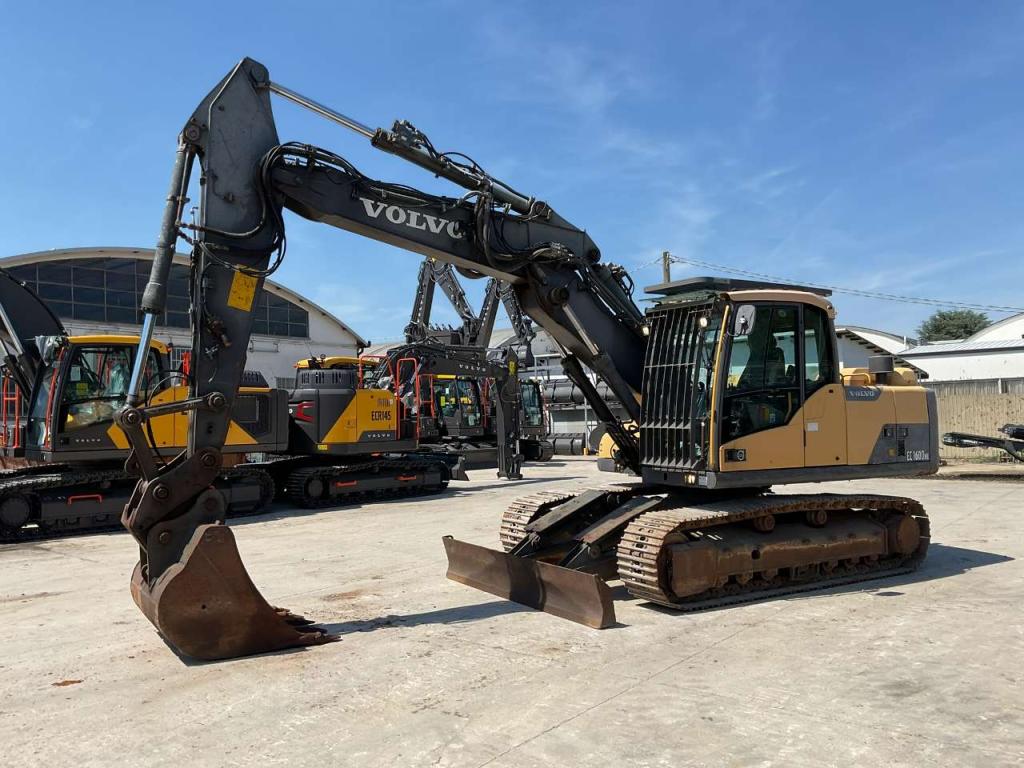Volvo EC160DNL Foto 1