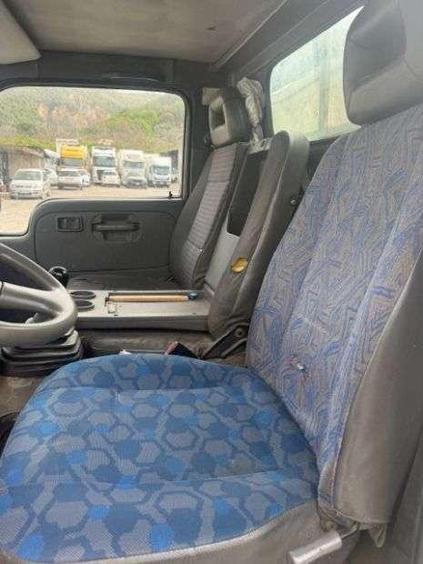 Nissan Cabstar Foto 5
