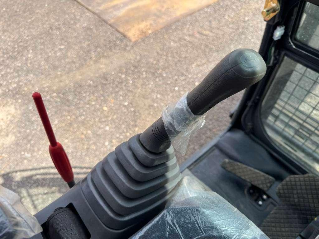 Hitachi EX215LC-5G - New / Unused / Cummins Engine Foto 11