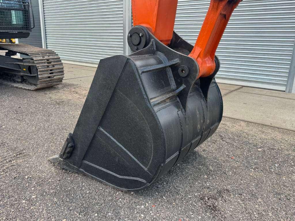 Hitachi EX215LC-5G - New / Unused / Cummins Engine Foto 16