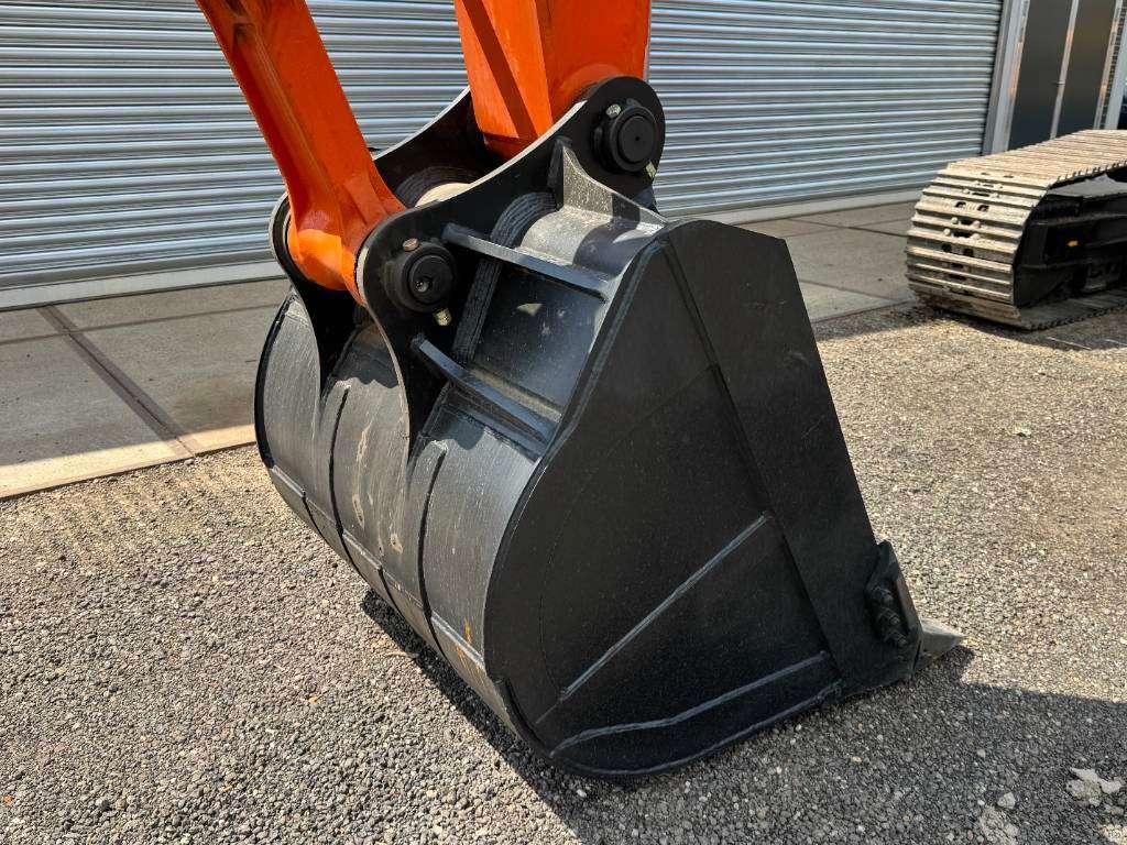 Hitachi EX215LC-5G - New / Unused / Cummins Engine Foto 17