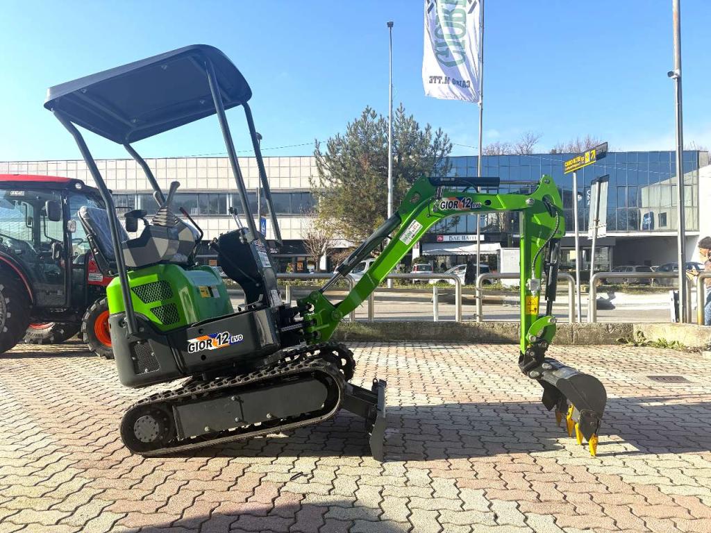 Gior 12 Evo.5 II SERIE - MOTORE KUBOTA 3 CILINDRI - CARRO ALLARGABILE - 4 MONTANTI - BRACCIOLO Foto 1