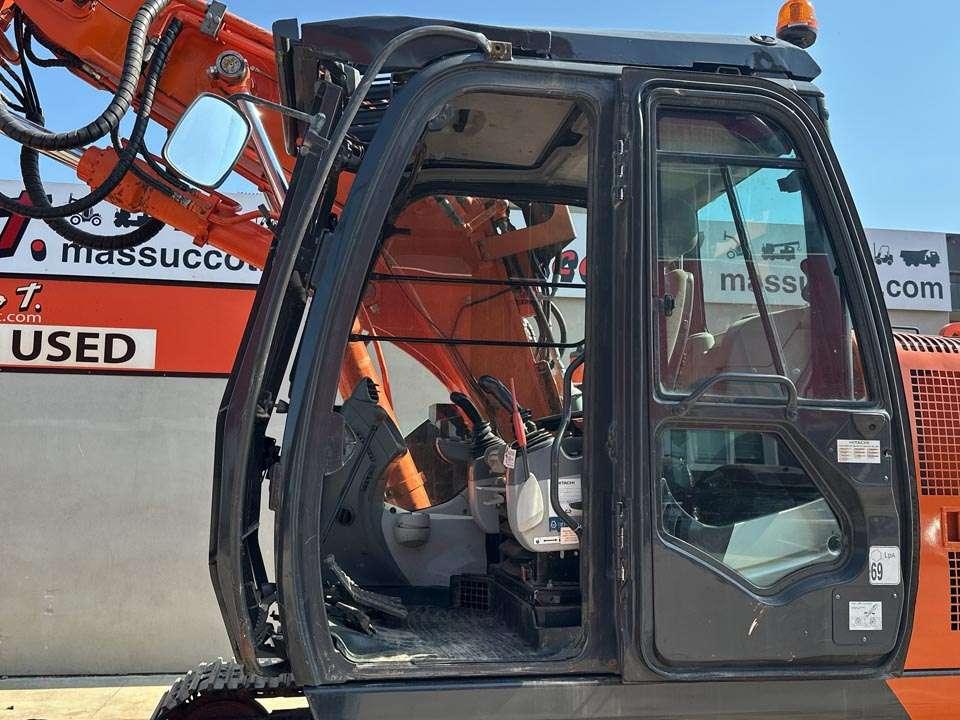 Hitachi ZX135US-5B TUNNELING Foto 12