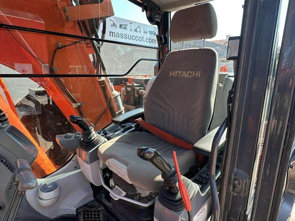 Hitachi ZX135US-5B TUNNELING Foto 14