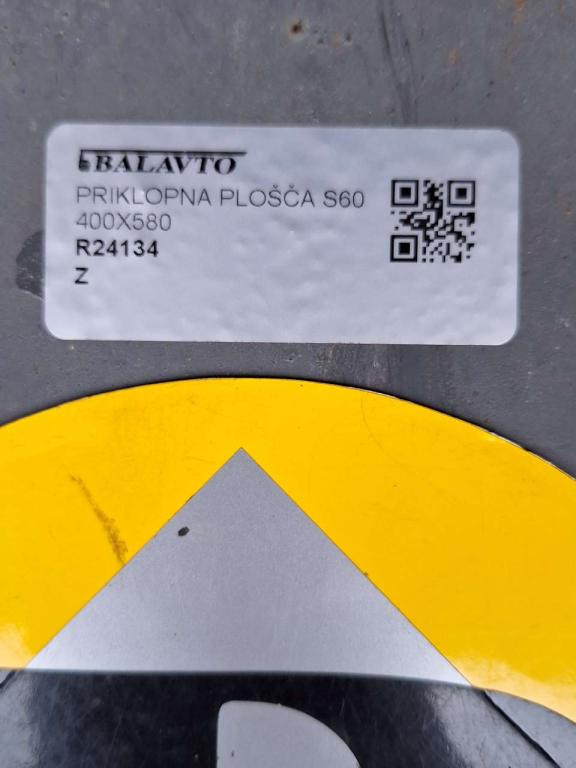 S60 for 12-18 ton excavators Attachment plate Foto 4