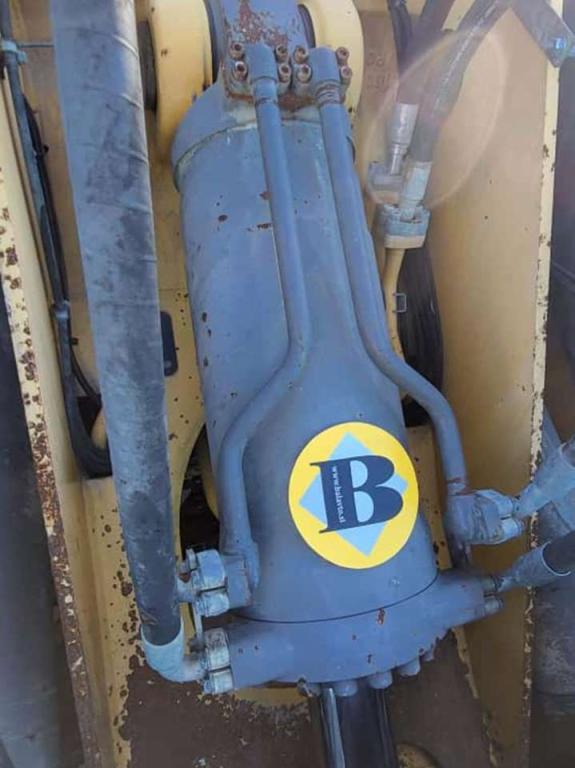 Volvo hydraulic cylinder 17230577 for Volvo L180G, L180H, L180K Foto 2