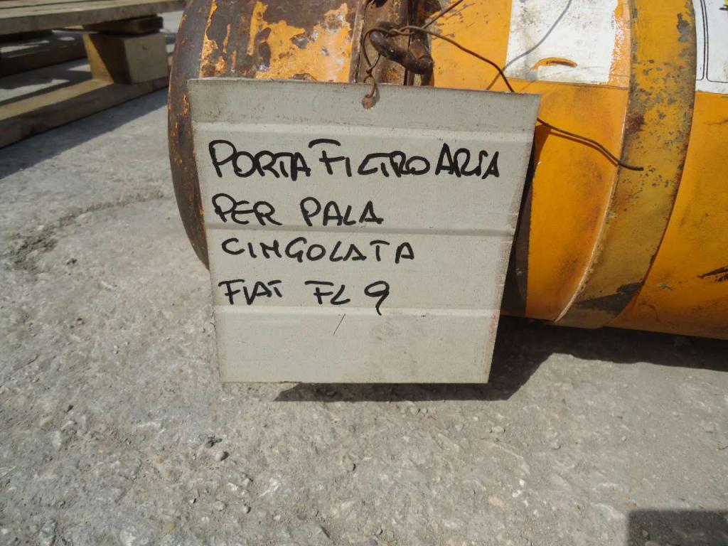 Supporto filtro aria per Fiat Allis FL9 Foto 4