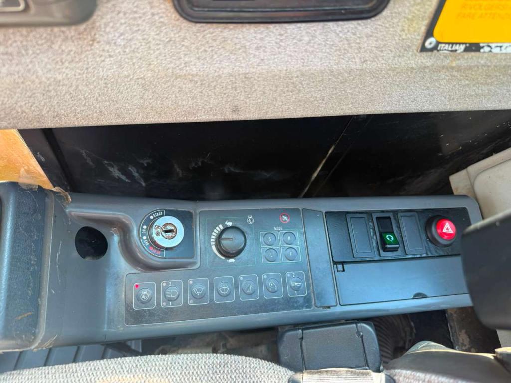 JCB JS130W Foto 13