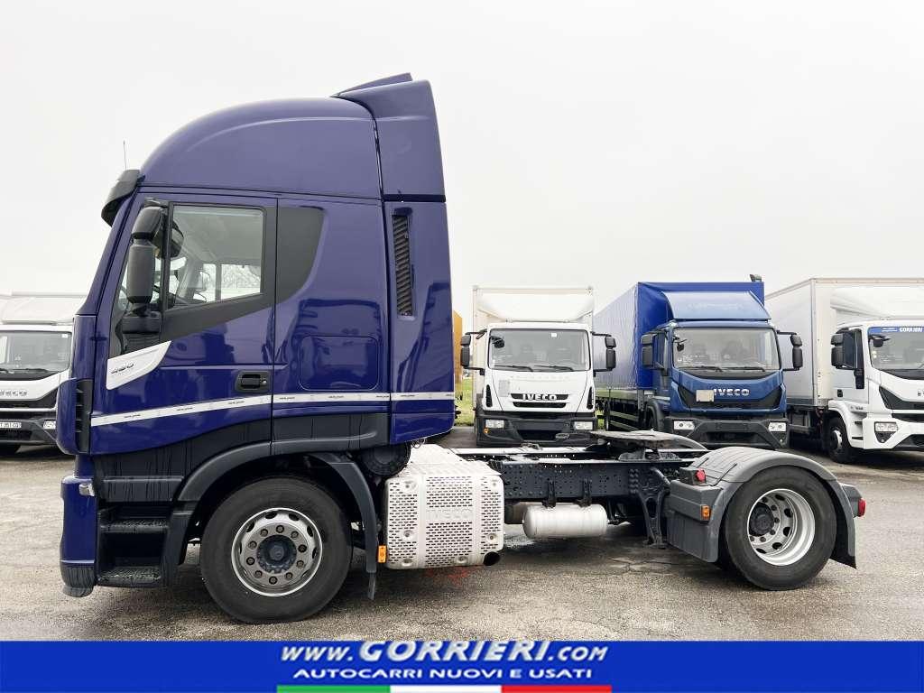 Iveco Stralis AS440S48TP Foto 4