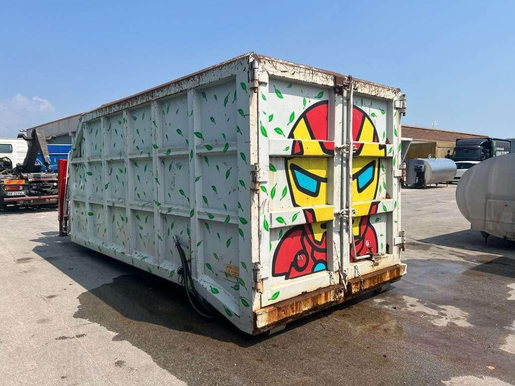 CONTAINER SCARRABILE USATO A CIELO APERTO CON GRU Foto 5