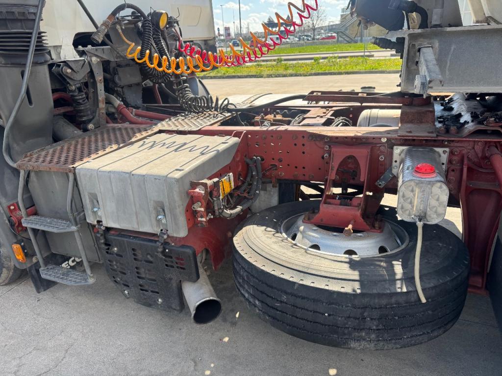 Iveco 480 Foto 6