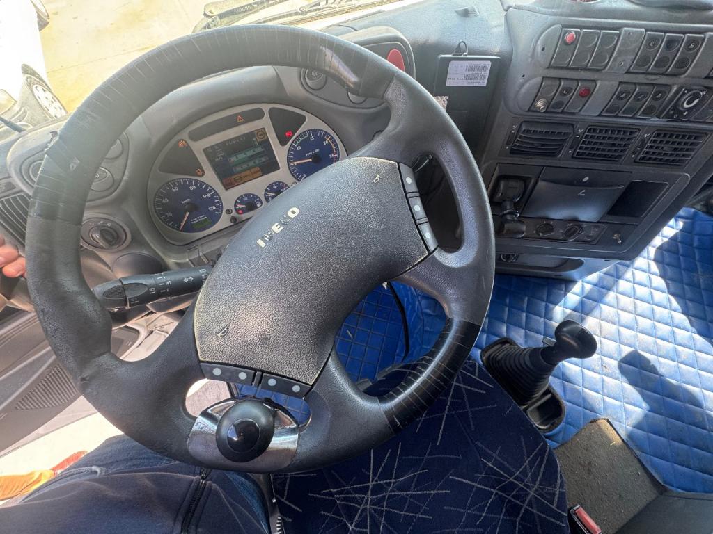 Iveco 480 Foto 9