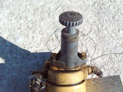 Supporto filtro gasolio per Caterpillar 951C - MOTORE 3304