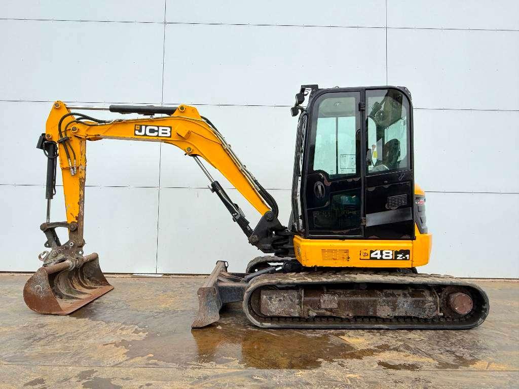 JCB 48Z-1 - Hammer Lines / Quick Coupler Foto 1