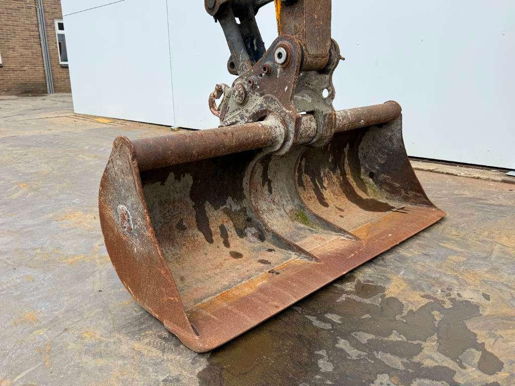JCB 48Z-1 - Hammer Lines / Quick Coupler Foto 17
