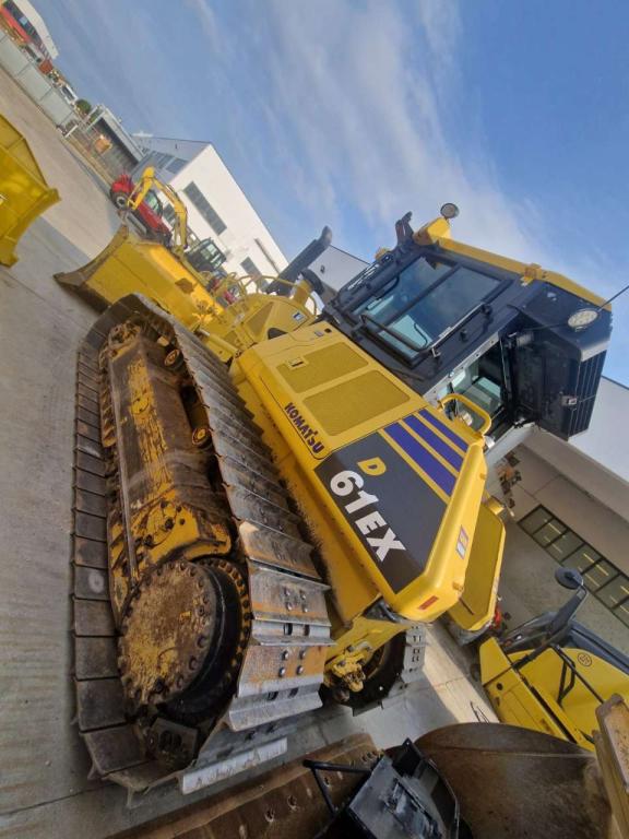 Komatsu D61EX-24 Foto 10