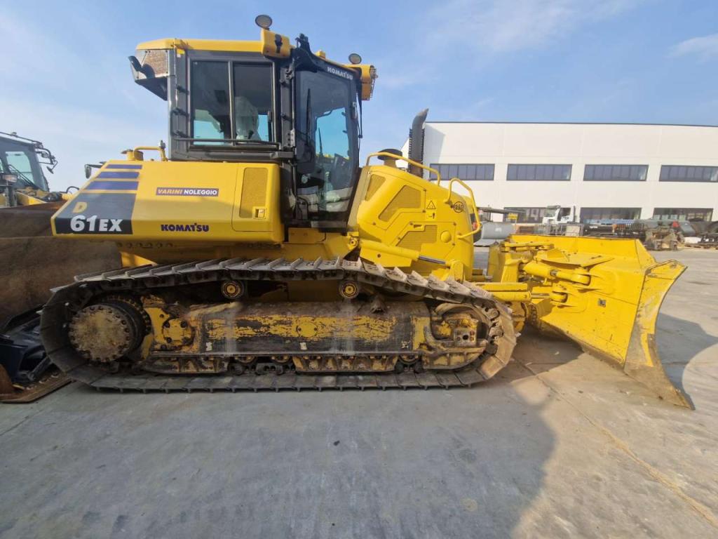 Komatsu D61EX-24 Foto 8