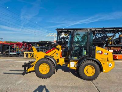 Caterpillar 906 Foto 1