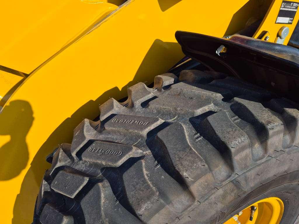 Caterpillar 906 Foto 19