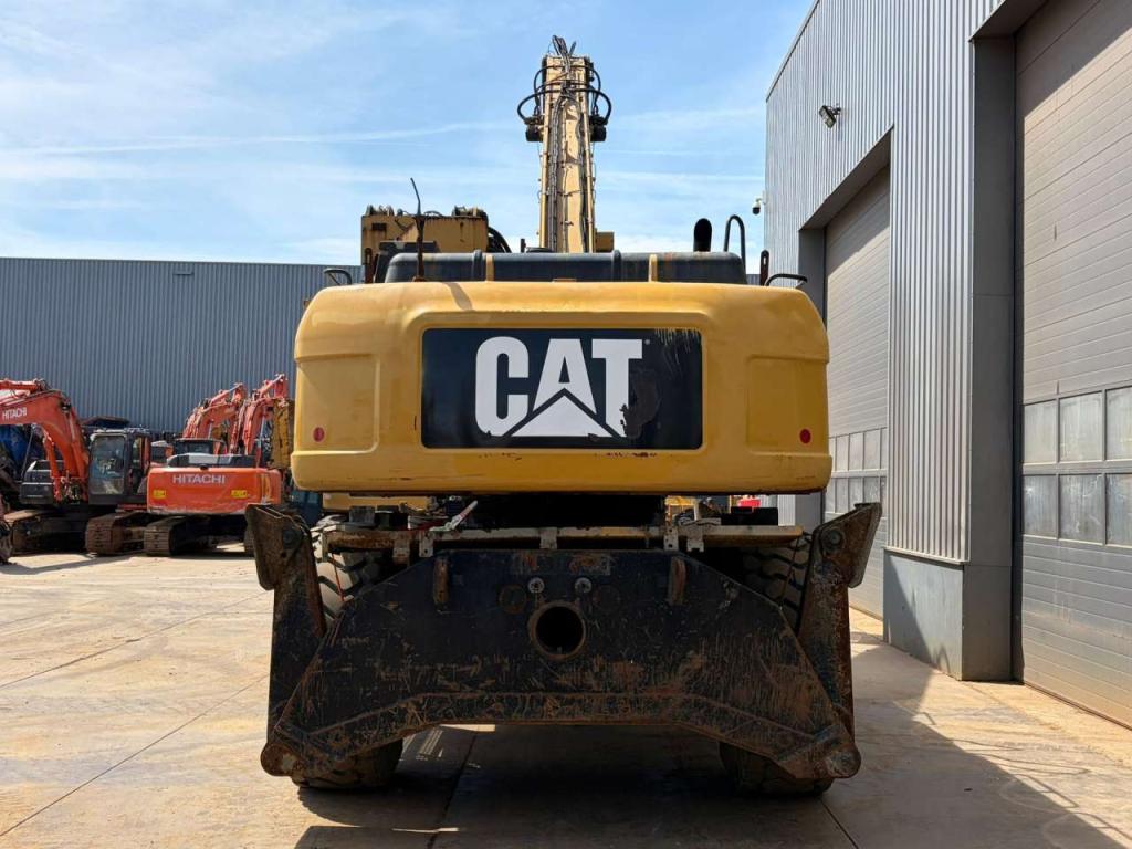Caterpillar M325DMH Foto 4