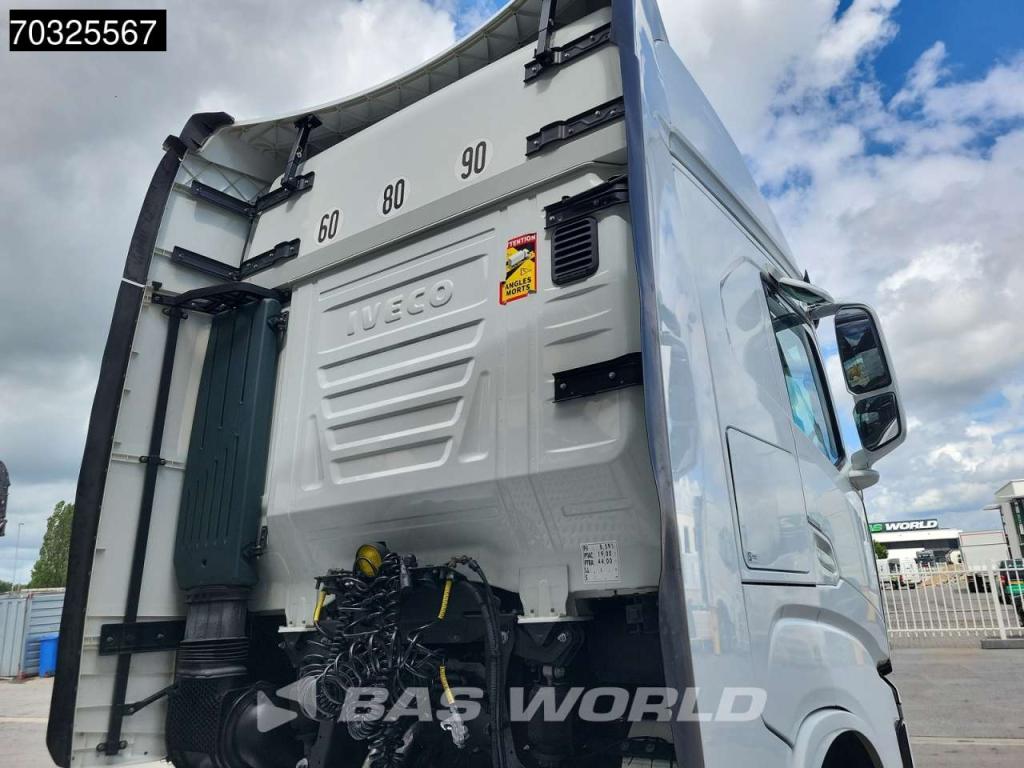 Iveco S-Way 510 4X2 Full-Air Retarder 2xTanks Standklima ACC Navi Foto 11