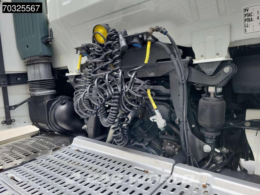 Iveco S-Way 510 4X2 Full-Air Retarder 2xTanks Standklima ACC Navi Foto 17