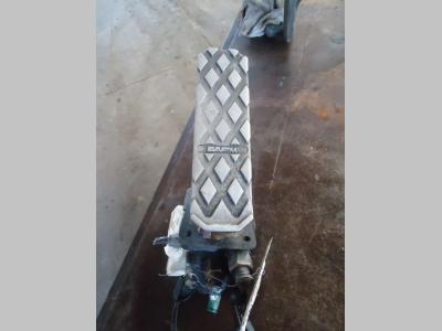 Pedale freno per Fiat Hitachi da W90 a W170 in vendita da OLM 90 Srl