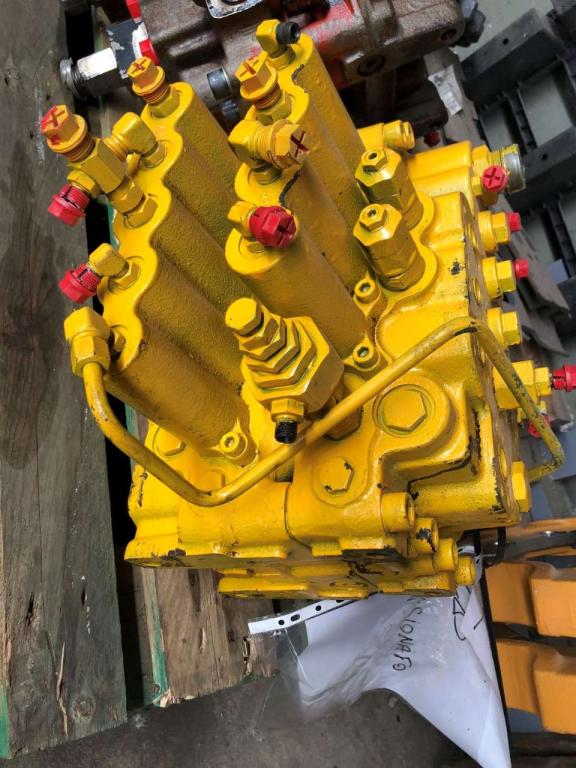 Distributore idraulico per JCB JS220 Foto 1